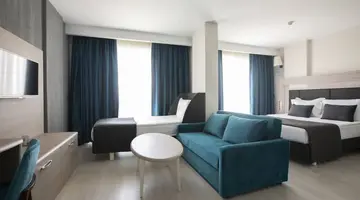 FALCON HOTEL