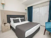 FALCON HOTEL