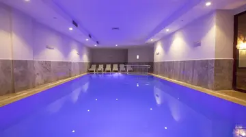 FALCON HOTEL