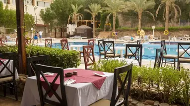Falcon Naama Star