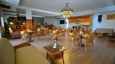 Falcon Naama Star