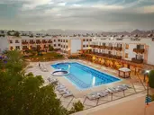 Falcon Naama Star