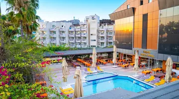 Fame Beach Hotel