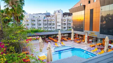 Fame Beach Hotel