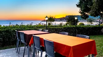 Fame Beach Hotel