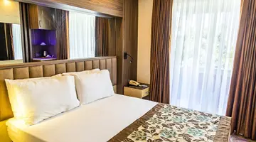 Fame Hotel
