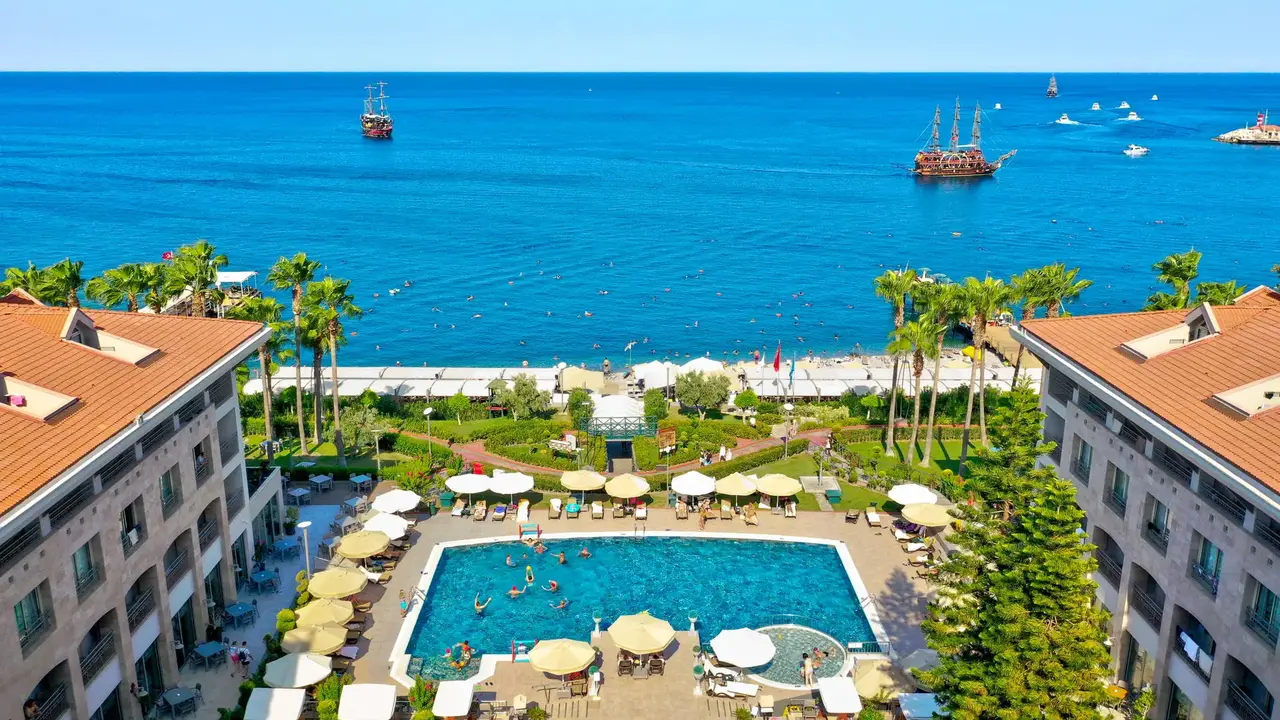 Fame Residence Kemer