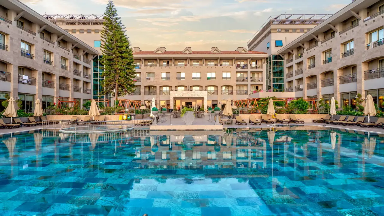 Fame Residence Kemer