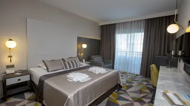 Fame Residence Lara Spa