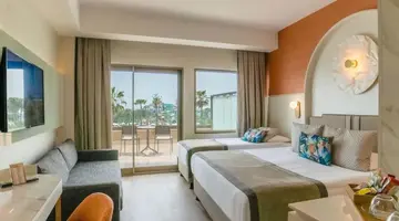 FAME RESIDENCE LARA SPA