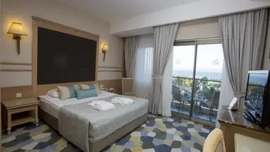 Fame Residence Lara Spa