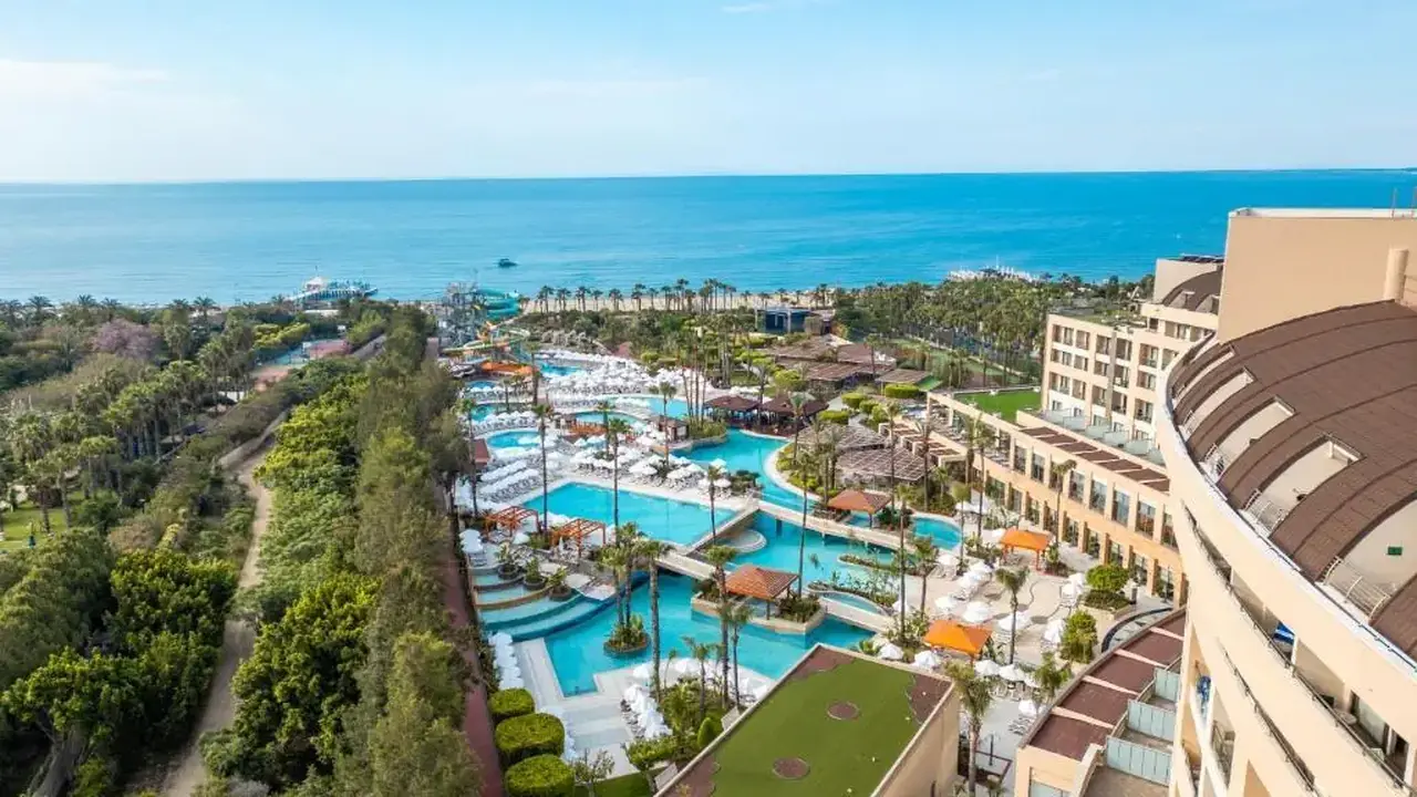 FAME RESIDENCE LARA SPA