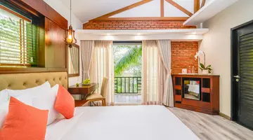 FAMIANA RESORT