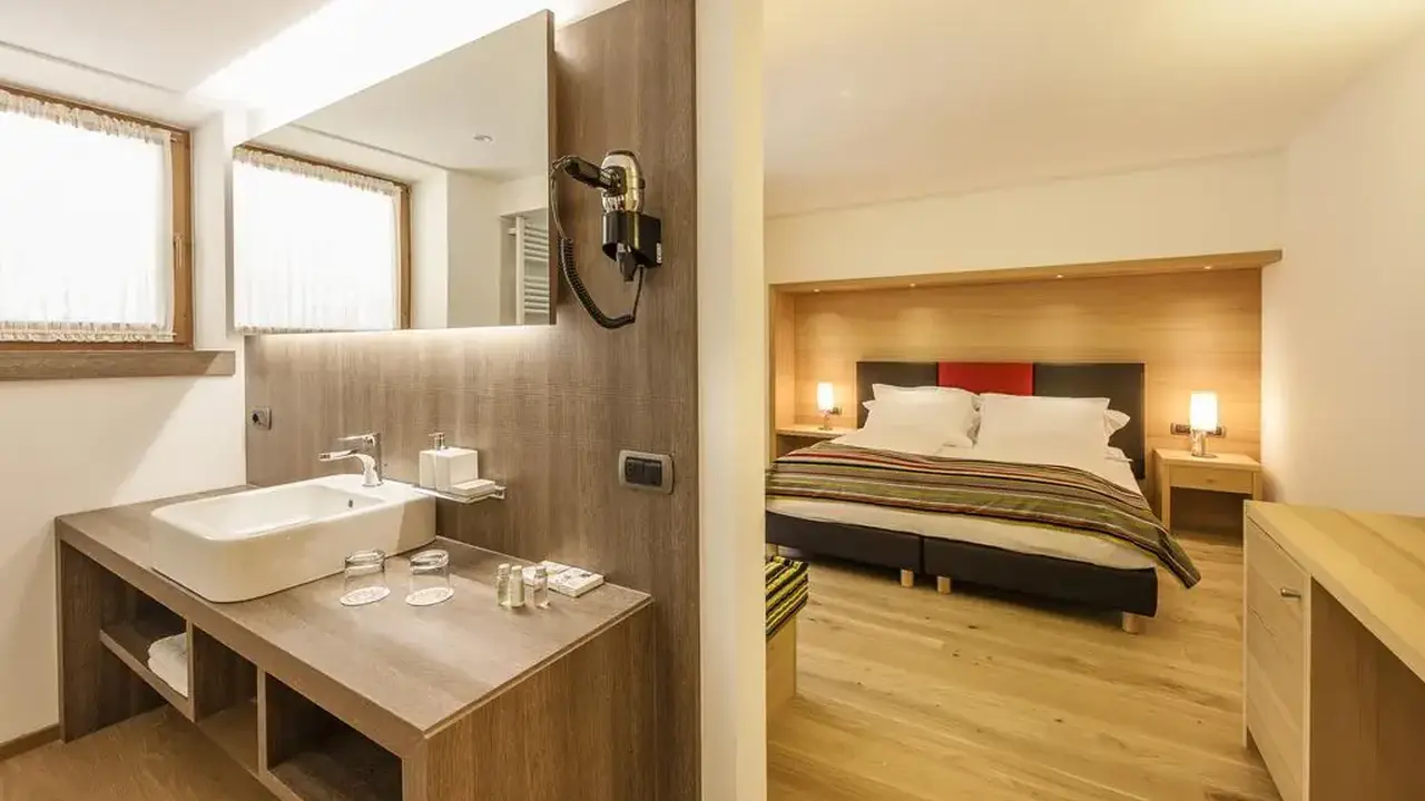 Family & Wellness Hotel Shandranj