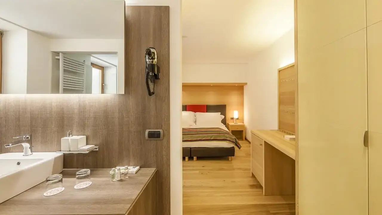 Family & Wellness Hotel Shandranj