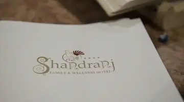 Family & Wellness Hotel Shandranj