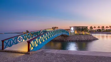Fanar Hotel & Residence