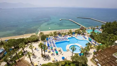 FANTASIA DELUXE HOTEL