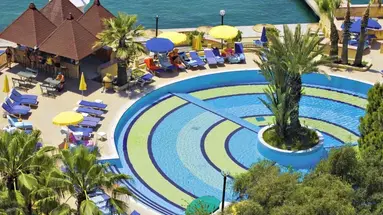 FANTASIA DELUXE HOTEL
