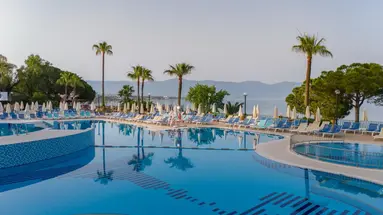 Fantasia Hotel De Luxe Kuşadası