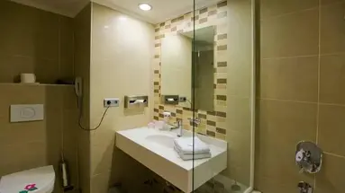 Fantasia Hotel Deluxe