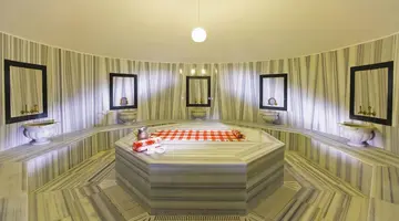 Fantasia Hotel Deluxe