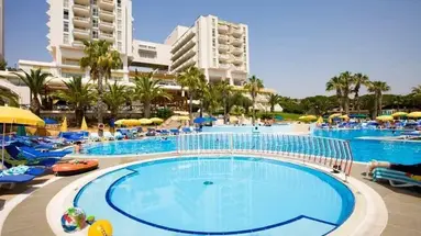 Fantasia Hotel Deluxe