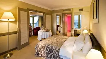 Fantasia Hotel Deluxe