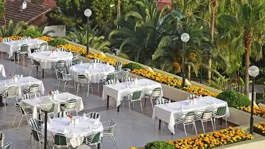 Fantasia Hotel Deluxe