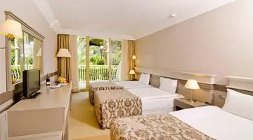 Fantasia Hotel Deluxe