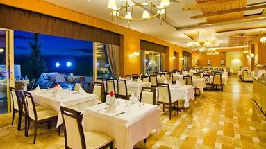 Fantasia Hotel Deluxe