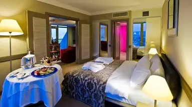 Fantasia Hotel Deluxe