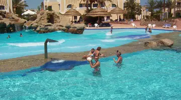 FARAANA REEF RESORT