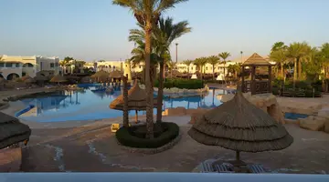 FARAANA REEF RESORT