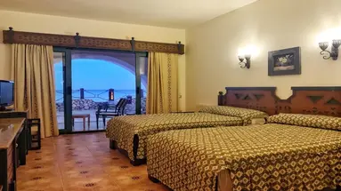 FARAANA REEF RESORT