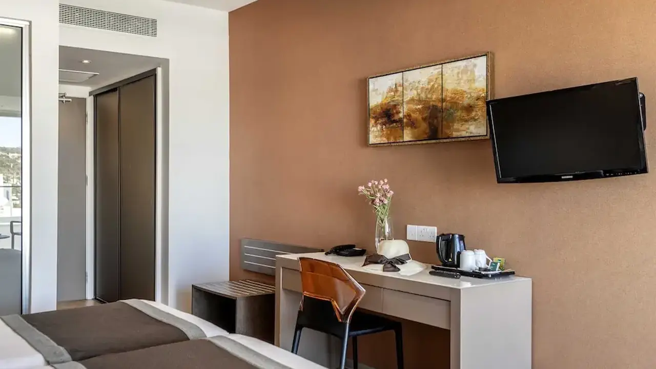 Faros Hotel Ayia Napa