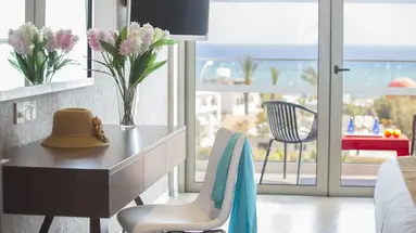 Faros Hotel
