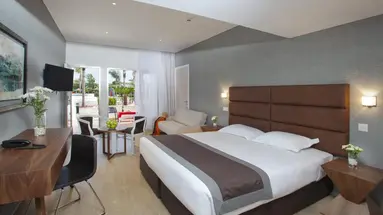 Faros Hotel
