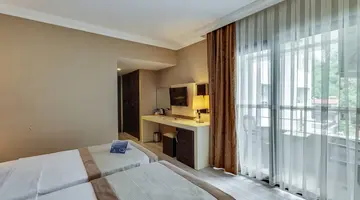 Faros Premium Beach Hotel
