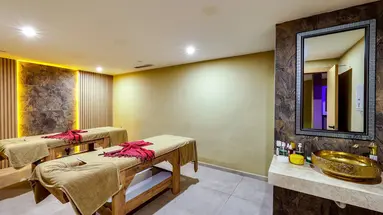 Faros Premium Beach Hotel
