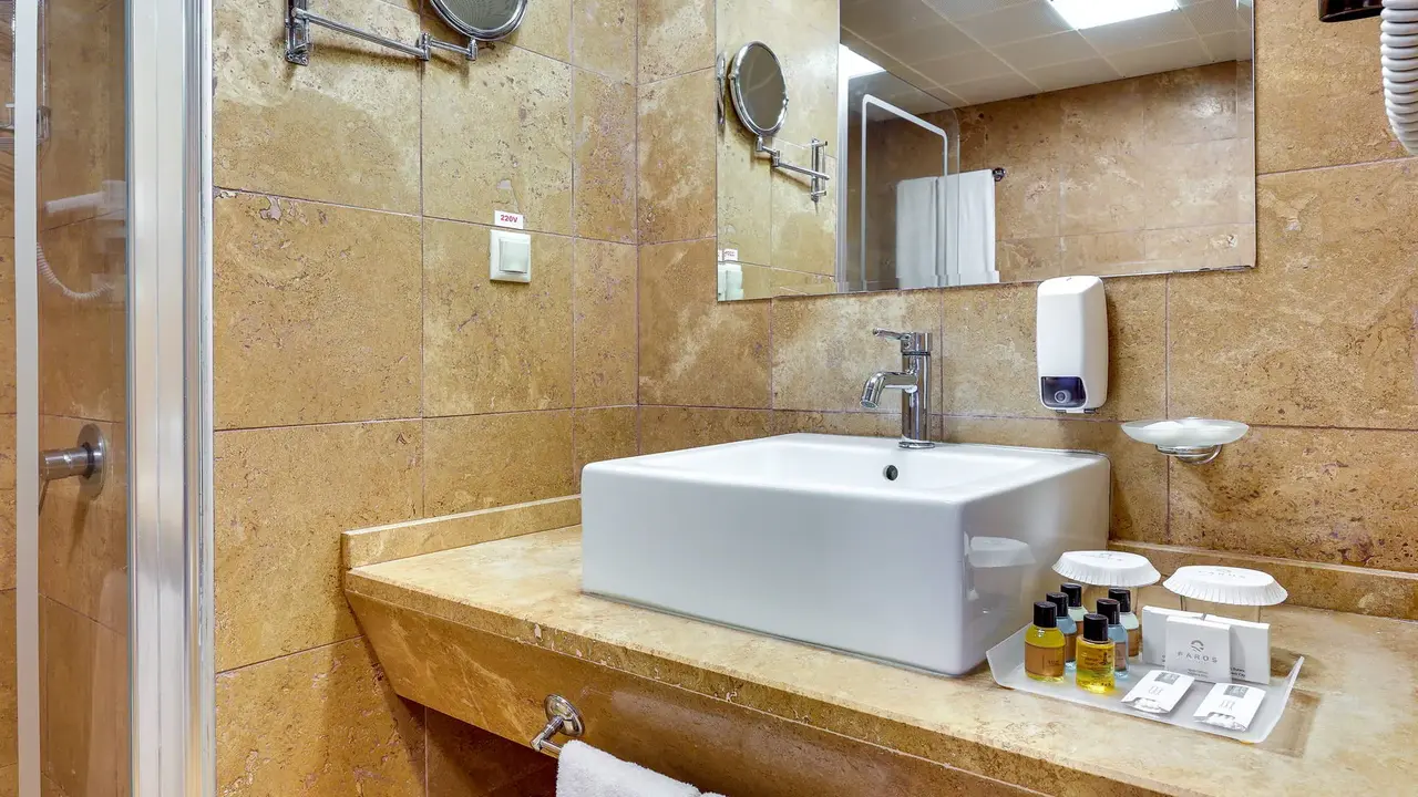 Faros Premium Beach Hotel