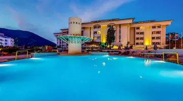 Faros Premium Beach Hotel