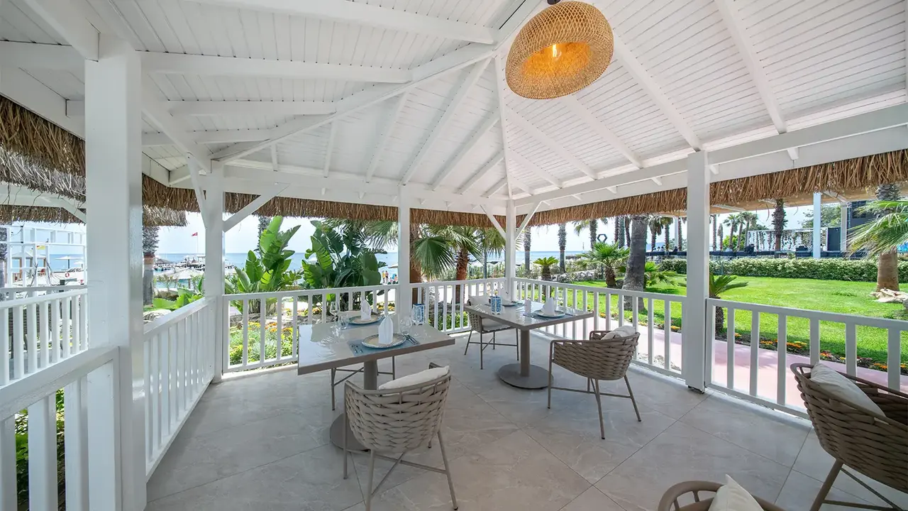 FashionTV Luxe Resort