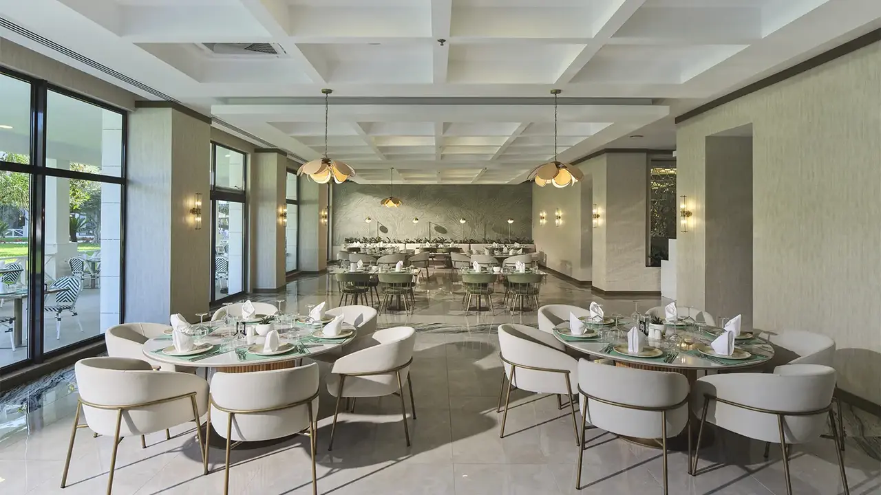 FashionTV Luxe Resort