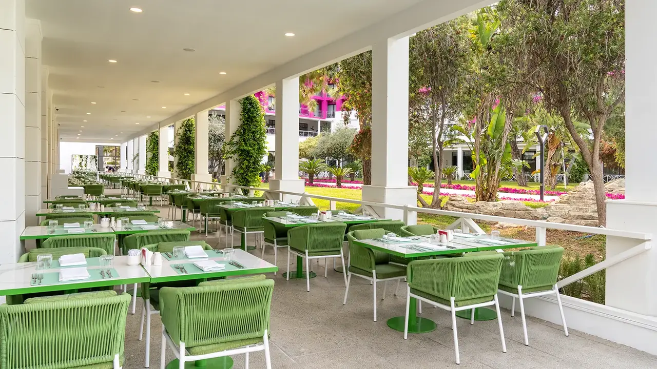 FashionTV Luxe Resort
