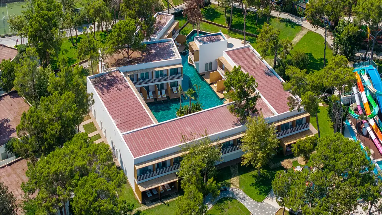 FashionTV Luxe Resort