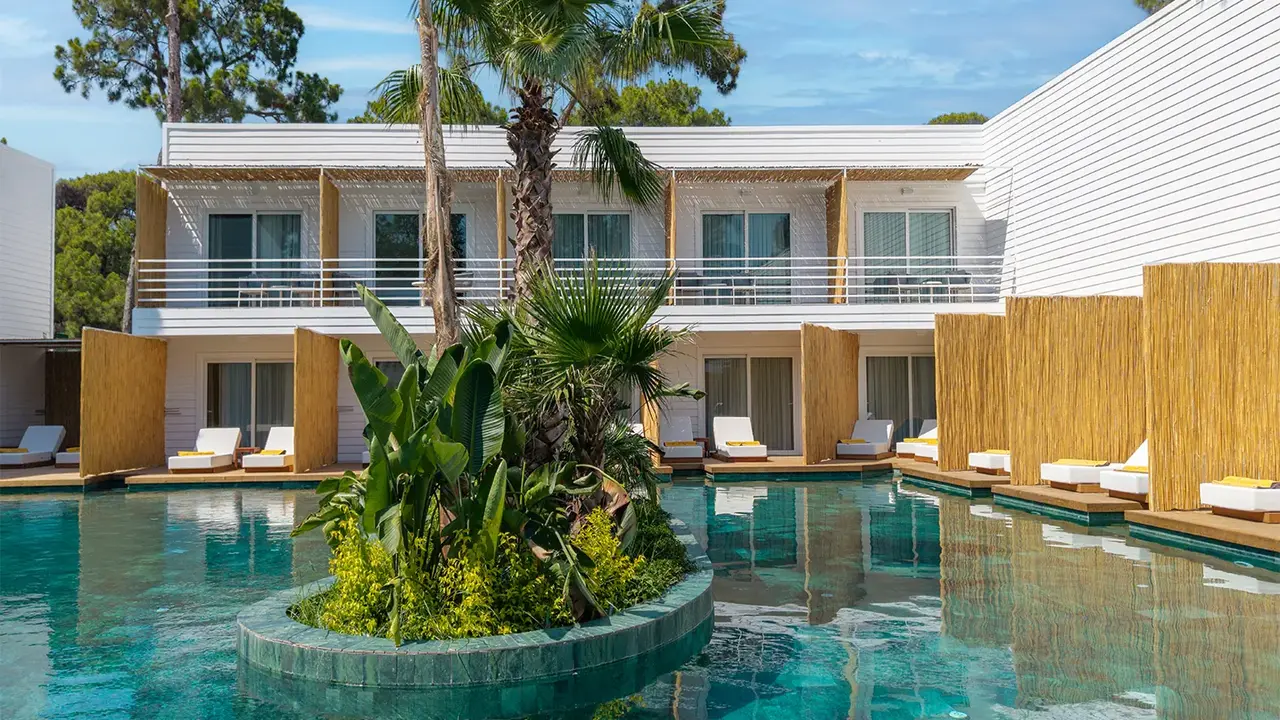 FashionTV Luxe Resort