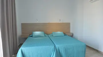 Fedrania Gardens Hotel