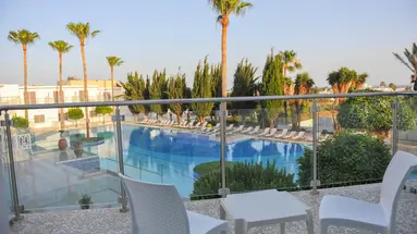 Fedrania Gardens Hotel