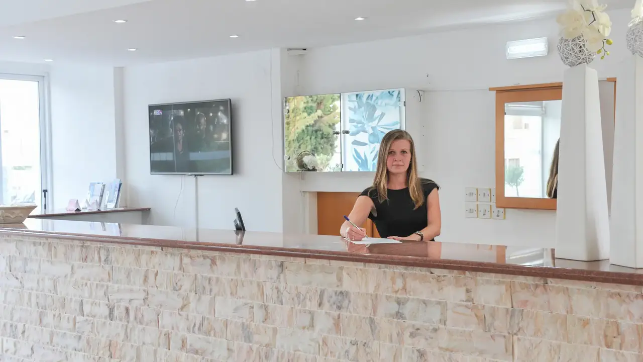 Fedrania Gardens Hotel
